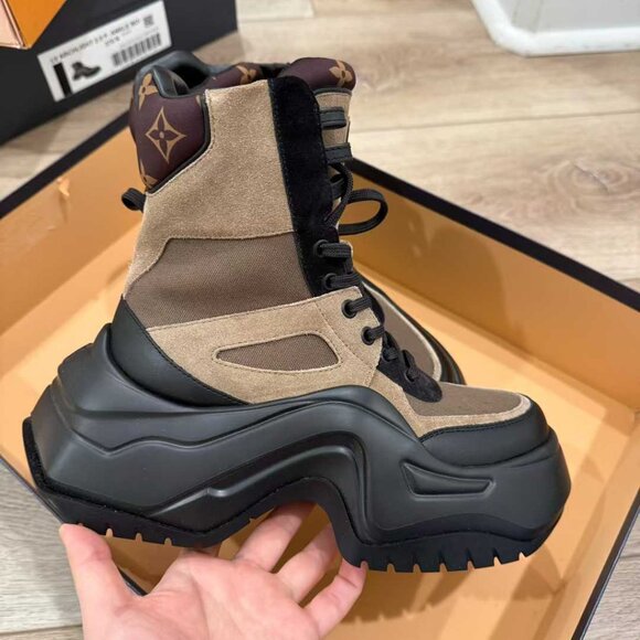NIB Authentic Louis Vuitton Wmns Archlight 2.0 Platform Ankle Boot 'Khaki Green' - Picture 1 of 12